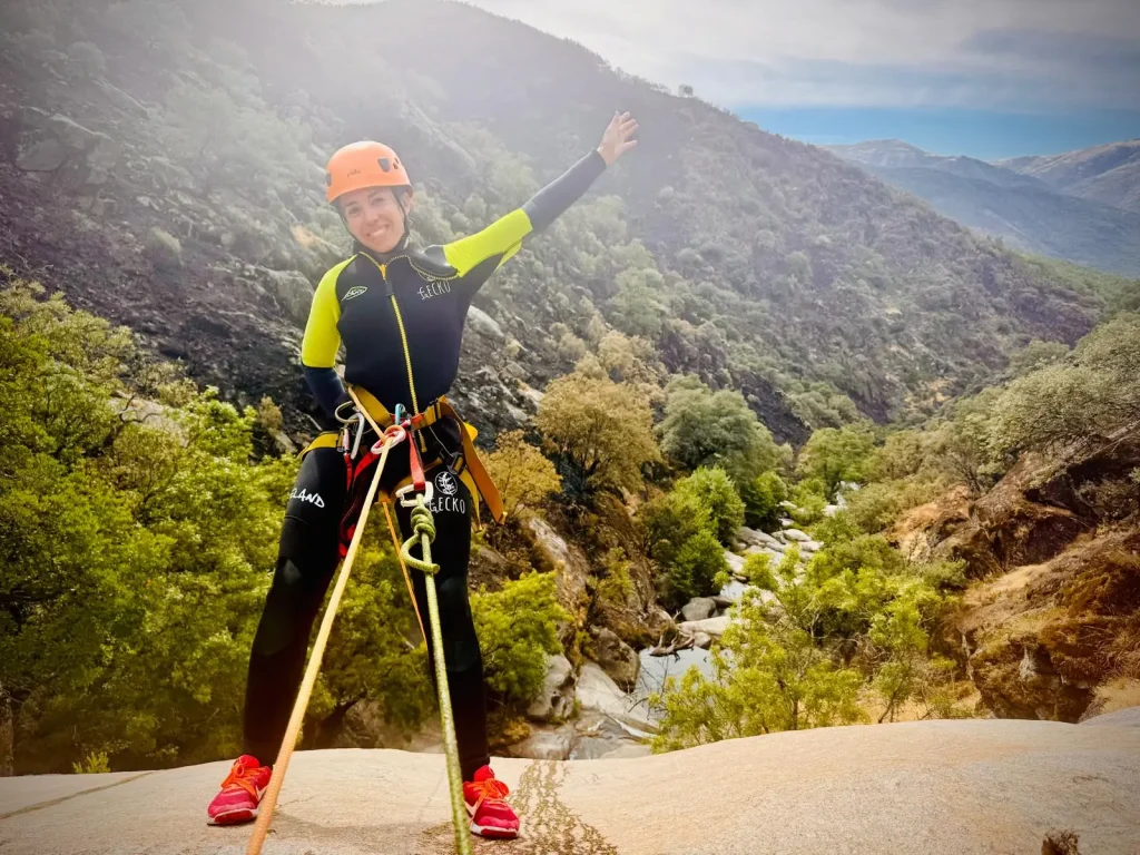 descenso del barranco de los papuos tras el incendio de Jarilla